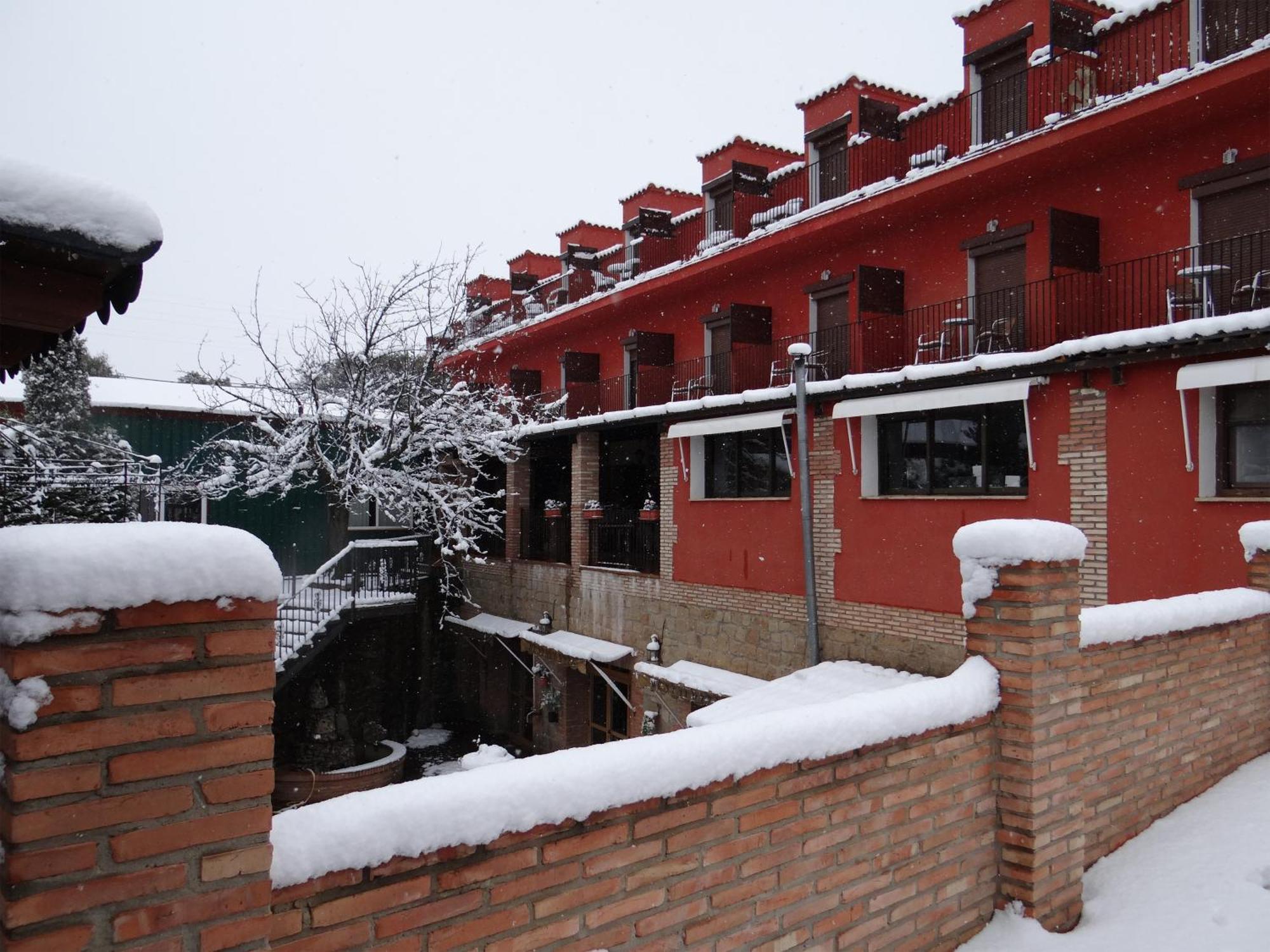 Hotel La Rueda 3000 Mora de Rubielos Buitenkant foto