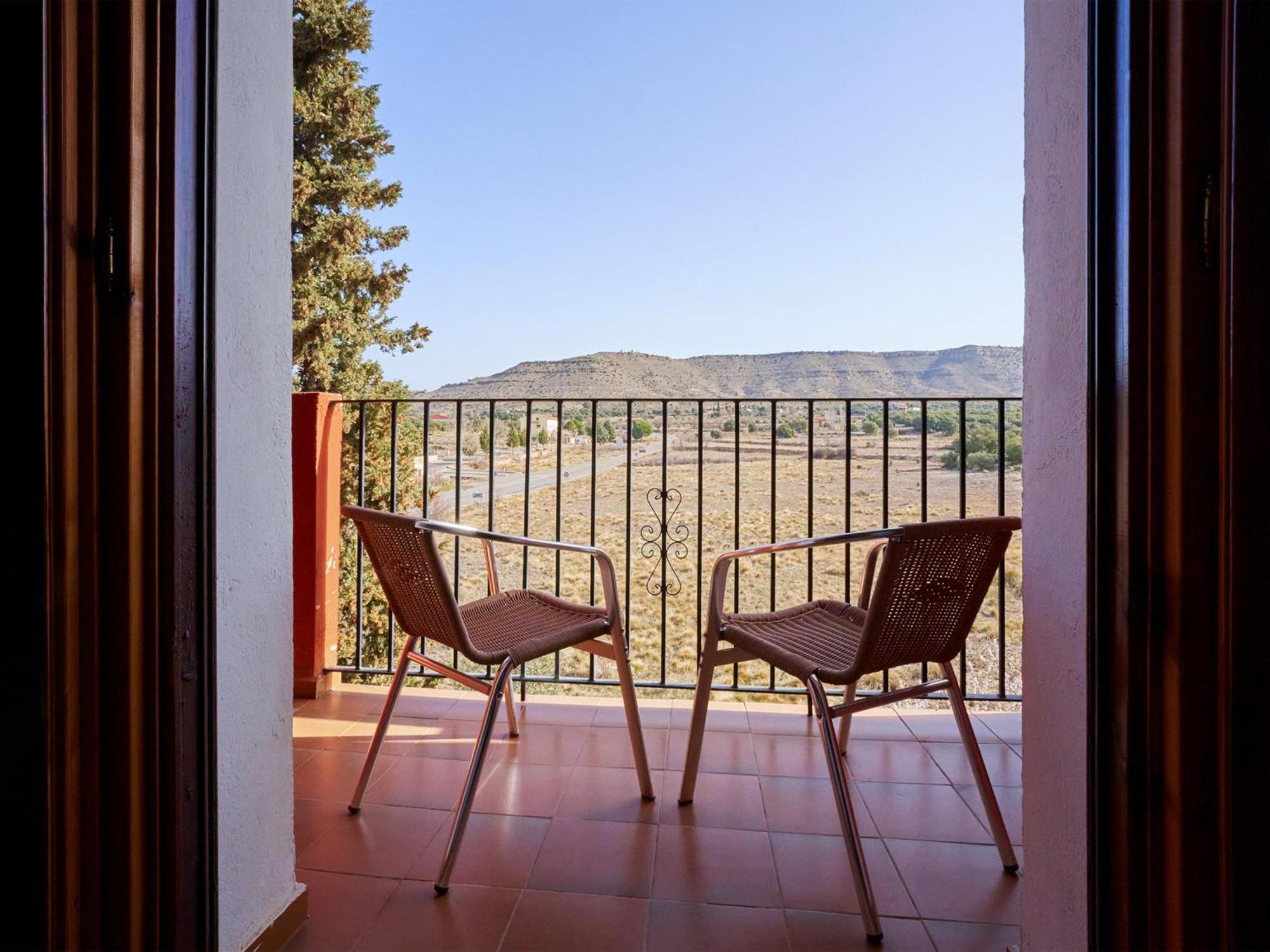 Hotel La Rueda 3000 Mora de Rubielos Buitenkant foto