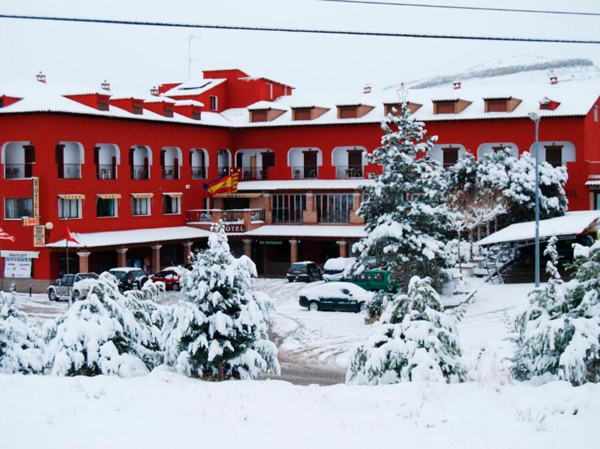 Hotel La Rueda 3000 Mora de Rubielos Buitenkant foto